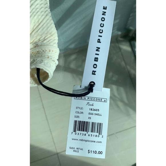 Robin Piccone bikini top - Picture 6 of 6